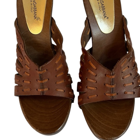 Dolce & Gabbana Shoes - Dolce & Gabbana size 10 Brown Leather open toe slides / mules